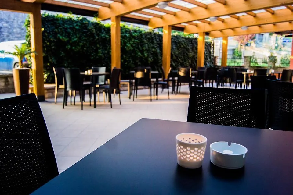 Locanda Della Pieve Tizzano Val Parma 0*,